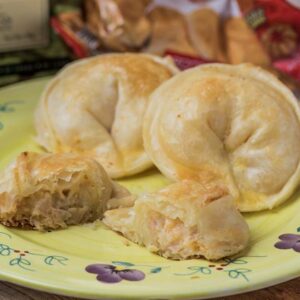 Empanada de Jamón y Queso / Ham and Cheese Empanada