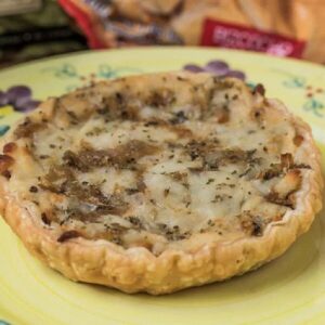 Tarteleta de Cebolla y Queso / Onion and Cheese Quiche